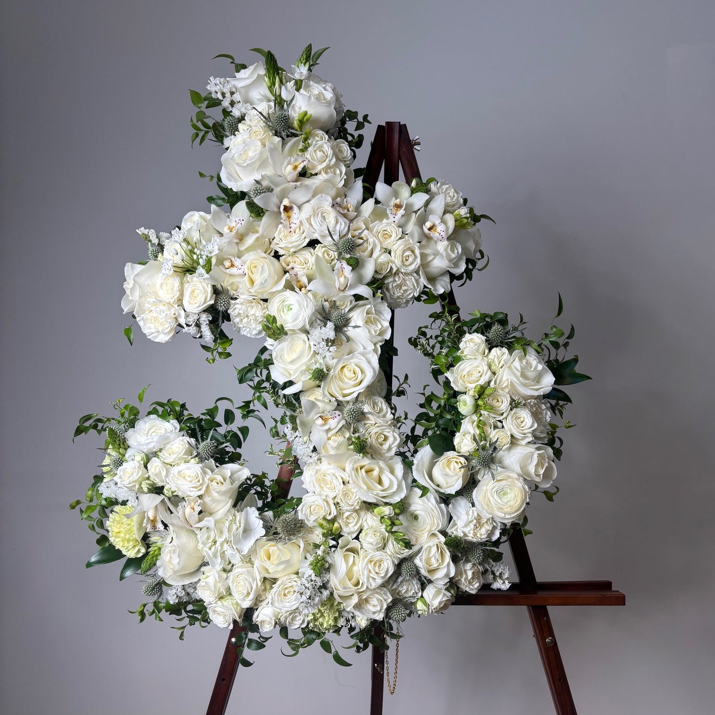 Anchor-Shaped Sympathy Spray