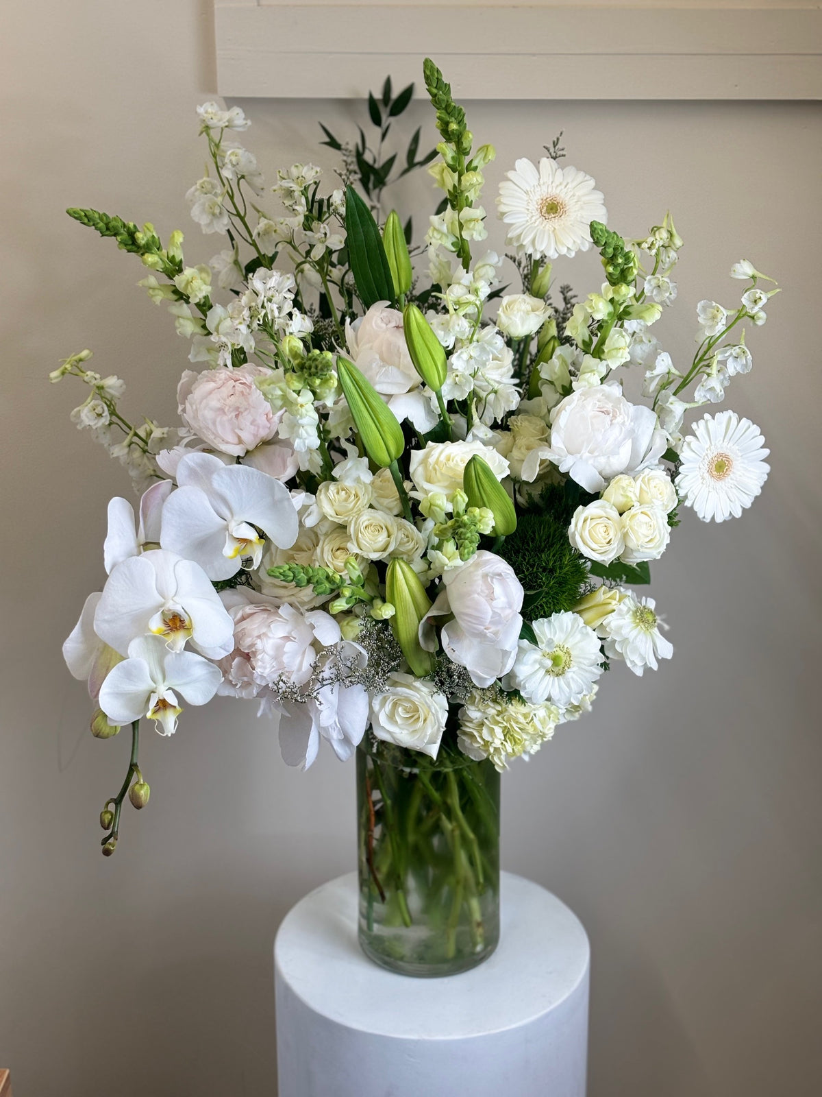 Traditional Elegance Vase – Jolie Flower Shop